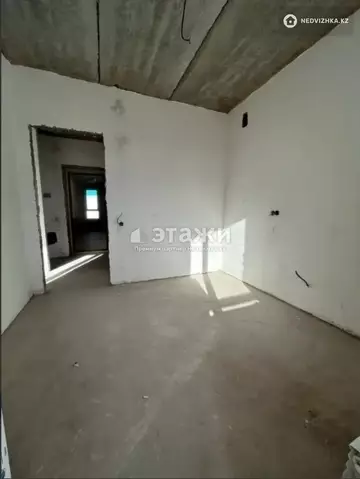 1-комнатная квартира, этаж 5 из 9, 42 м²