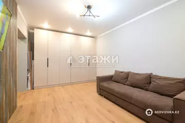 1-комнатная квартира, этаж 9 из 9, 40 м²