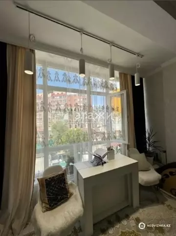 1-комнатная квартира, этаж 3 из 9, 39 м²