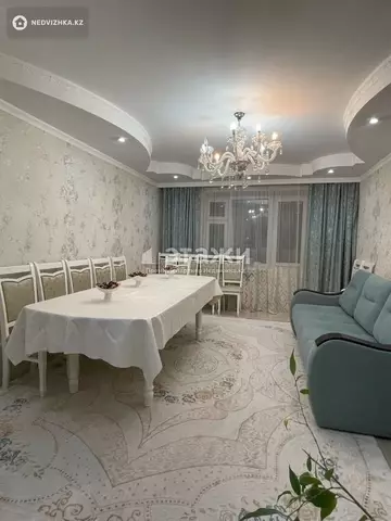 2-комнатная квартира, этаж 7 из 10, 62 м²