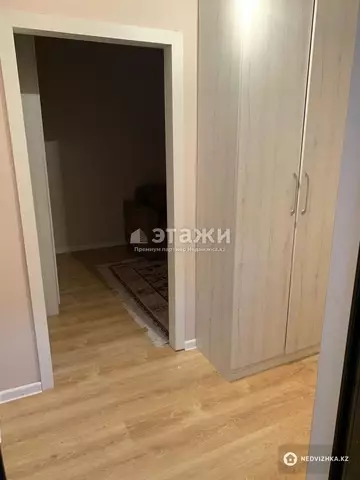 1-комнатная квартира, этаж 1 из 10, 32 м²