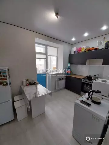 1-комнатная квартира, этаж 2 из 9, 33 м²