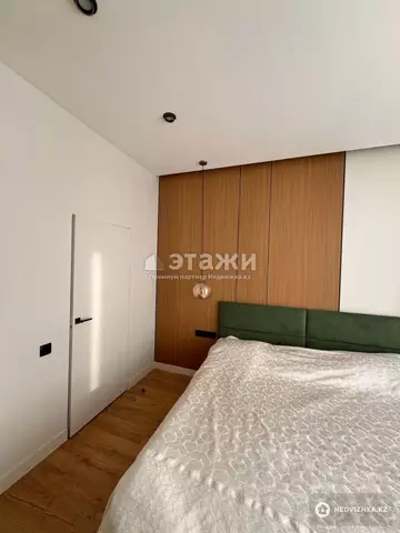 4-комнатная квартира, этаж 4 из 17, 131 м²