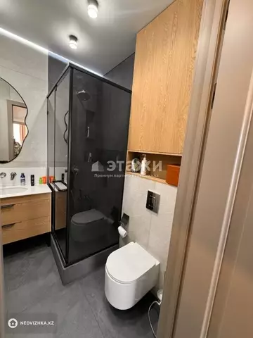 4-комнатная квартира, этаж 4 из 17, 131 м²