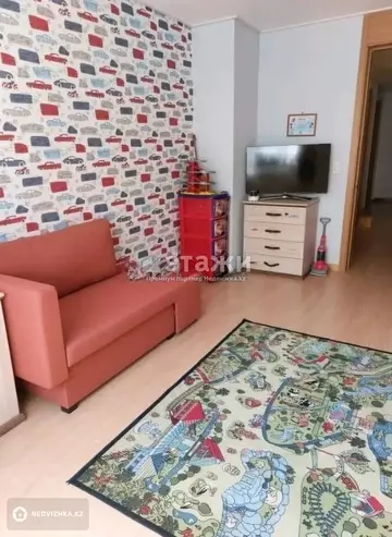 3-комнатная квартира, этаж 5 из 18, 130 м²