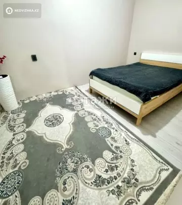 3-комнатная квартира, этаж 5 из 12, 80 м²