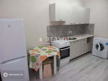 1-комнатная квартира, этаж 2 из 9, 42 м²