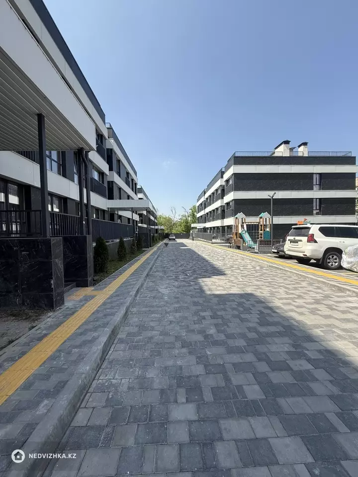 50 м², 3-комнатная квартира, этаж 3 из 4, 50 м², изображение - 1
