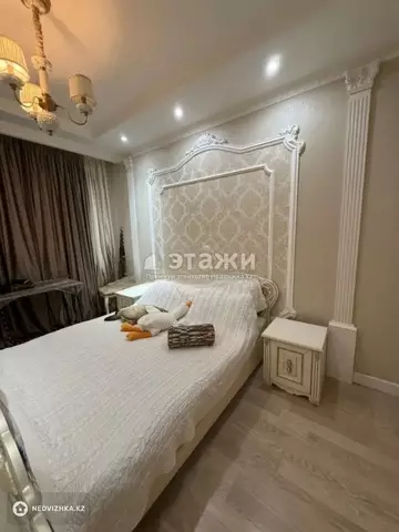 2-комнатная квартира, этаж 3 из 18, 55 м²