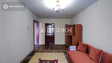 3-комнатная квартира, этаж 2 из 5, 60 м², на длительный срок