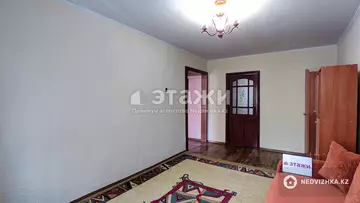 3-комнатная квартира, этаж 2 из 5, 60 м², на длительный срок