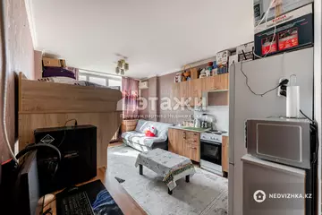 1-комнатная квартира, этаж 3 из 9, 21 м²