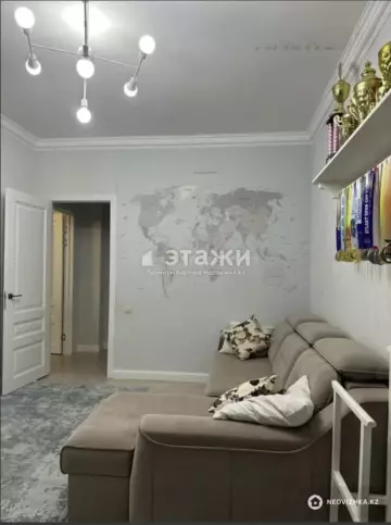 4-комнатная квартира, этаж 12 из 22, 152 м²
