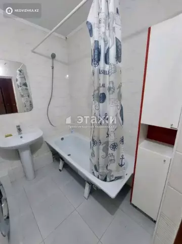2-комнатная квартира, этаж 2 из 10, 67 м²