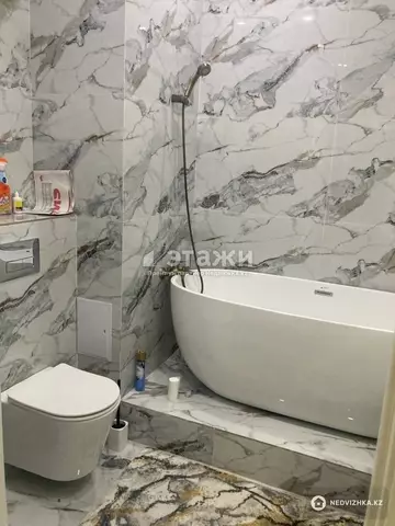 2-комнатная квартира, этаж 7 из 9, 77 м²