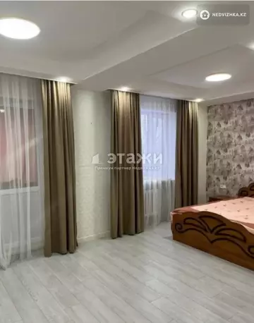 2-комнатная квартира, этаж 3 из 5, 104 м²