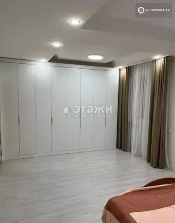 2-комнатная квартира, этаж 3 из 5, 104 м²