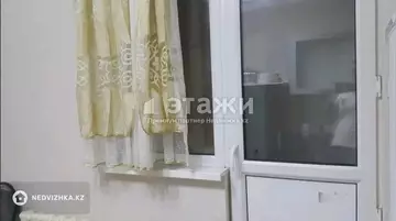 1-комнатная квартира, этаж 3 из 12, 42 м²