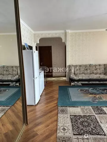 3-комнатная квартира, этаж 2 из 9, 78 м²