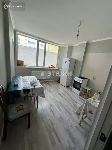 2-комнатная квартира, этаж 8 из 12, 62 м²