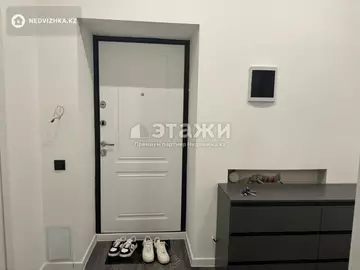 1-комнатная квартира, этаж 12 из 12, 42 м², на длительный срок