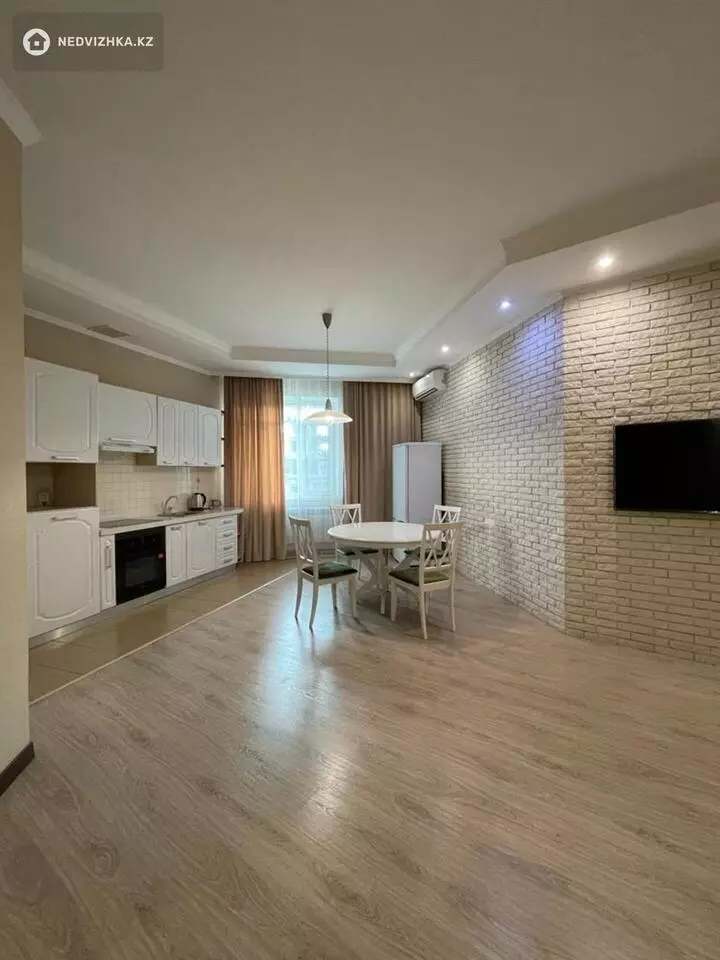 100 м², 3-комнатная квартира, этаж 15 из 15, 100 м², на длительный срок, изображение - 1