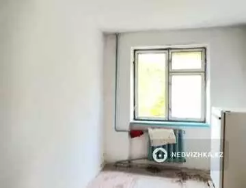 2-комнатная квартира, этаж 2 из 5, 48 м²