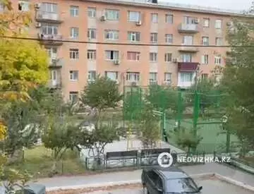 2-комнатная квартира, этаж 2 из 5, 48 м²