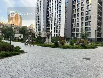 3-комнатная квартира, этаж 16 из 17, 70 м²