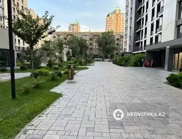 3-комнатная квартира, этаж 16 из 17, 70 м²