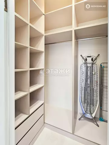 2-комнатная квартира, этаж 4 из 21, 60 м², на длительный срок