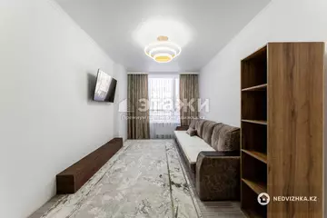 2-комнатная квартира, этаж 3 из 15, 67 м²