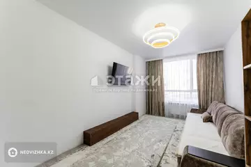 2-комнатная квартира, этаж 3 из 15, 67 м²