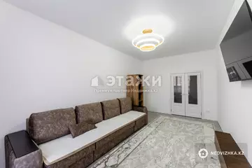 2-комнатная квартира, этаж 3 из 15, 67 м²