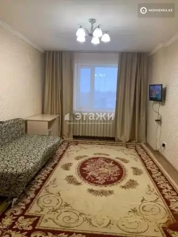 1-комнатная квартира, этаж 4 из 12, 42 м²
