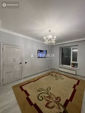 1-комнатная квартира, этаж 8 из 12, 38 м²