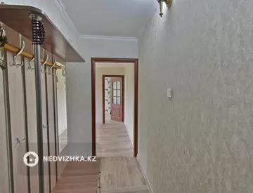 2-комнатная квартира, этаж 4 из 4, 46 м²