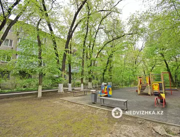 2-комнатная квартира, этаж 4 из 4, 46 м²