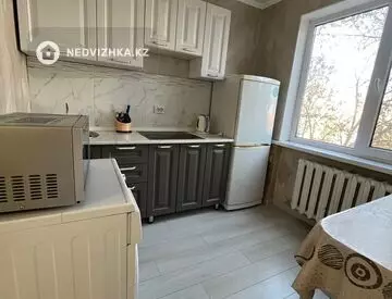 1-комнатная квартира, этаж 2 из 5, 40 м²