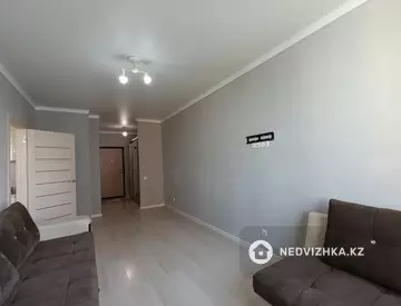 1-комнатная квартира, этаж 16 из 21, 38 м²