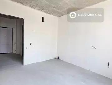 1-комнатная квартира, этаж 7 из 12, 43 м²