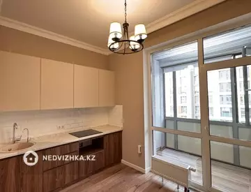 1-комнатная квартира, этаж 4 из 12, 42 м²