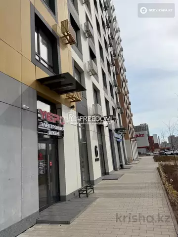4-комнатная квартира, этаж 10 из 12, 112 м²