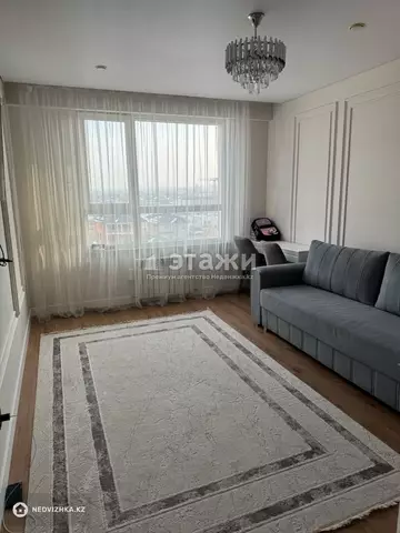 1-комнатная квартира, этаж 7 из 12, 39 м²