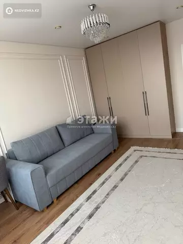 1-комнатная квартира, этаж 7 из 12, 39 м²