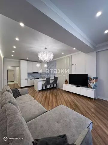 3-комнатная квартира, этаж 5 из 13, 102 м²