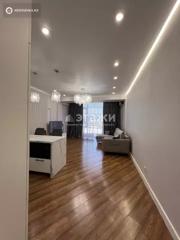 3-комнатная квартира, этаж 5 из 13, 102 м²