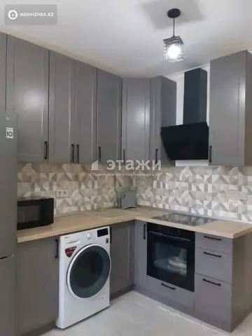 1-комнатная квартира, этаж 4 из 13, 43 м²