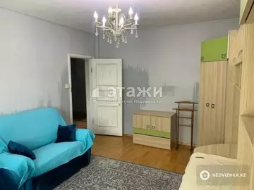 4-комнатная квартира, этаж 4 из 5, 88 м²