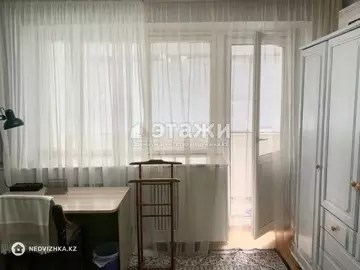 4-комнатная квартира, этаж 4 из 5, 88 м²